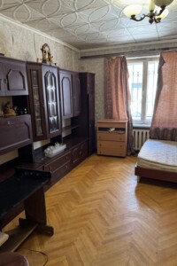 Продаж квартири, Чернівці, р‑н. Першотравневий, Українська вулиця, буд. 35