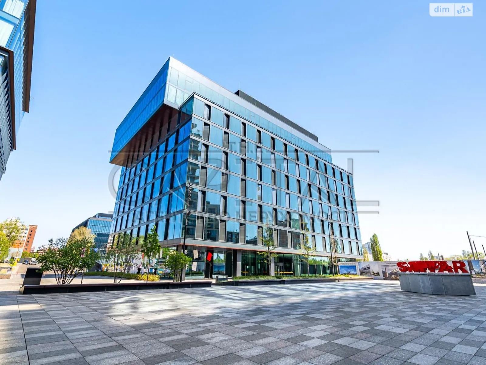 Сдается в аренду офис 3000 кв. м в бизнес-центре, цена: 45000 $ - фото 1