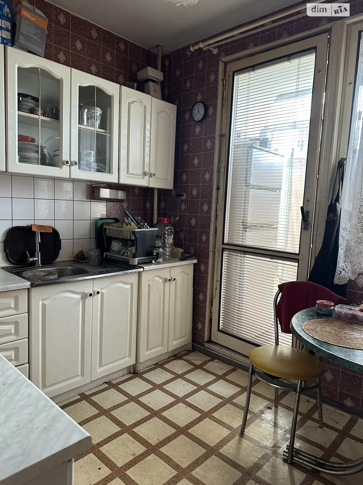 Продается 3-комнатная квартира 71 кв. м в Ужгороде, ул. Тлехаса, 79/56 - фото 1