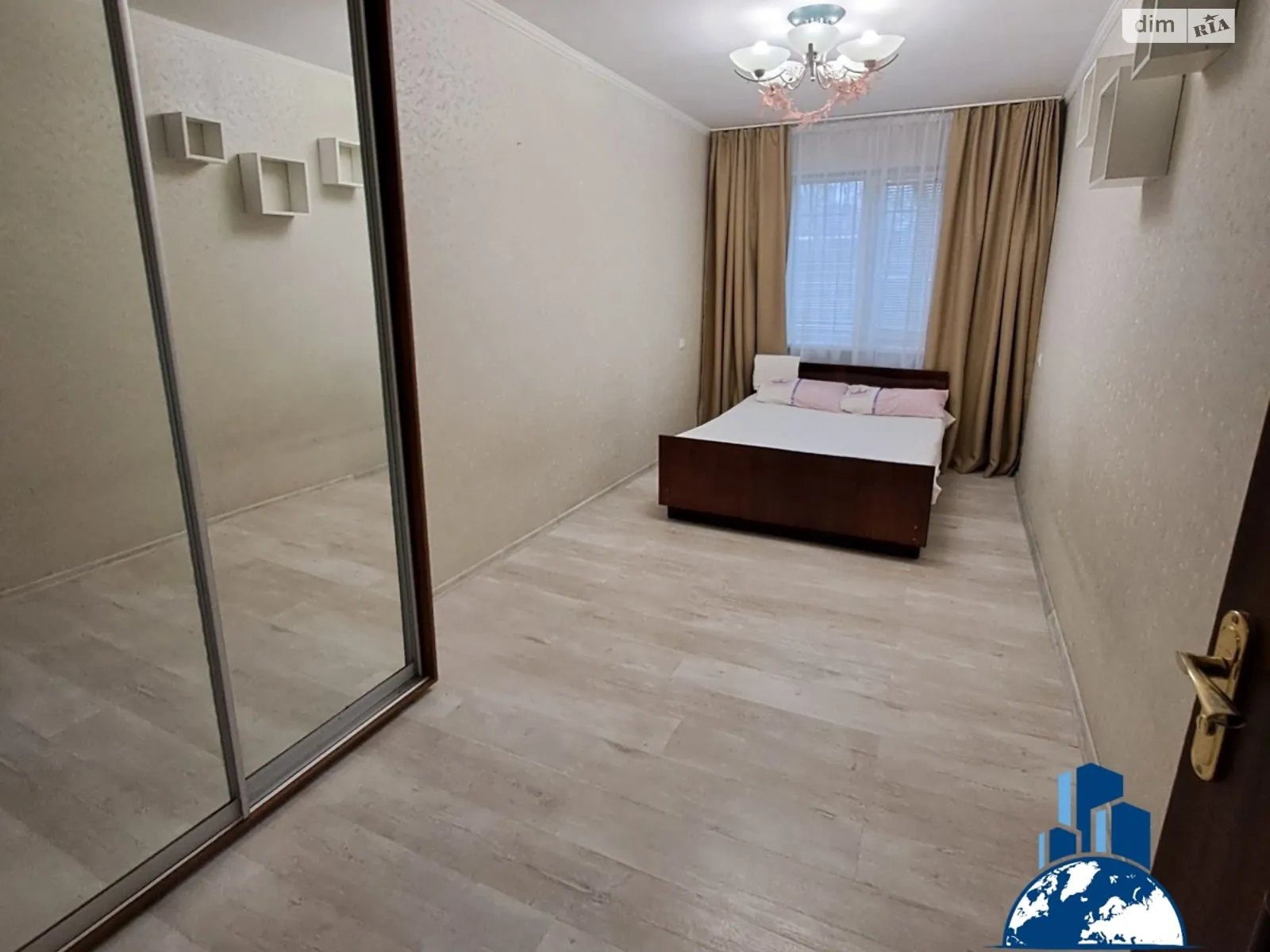 Продається 2-кімнатна квартира 43.7 кв. м у Дніпрі, вул. Артеківська - фото 1