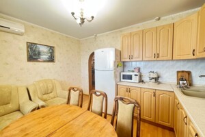 Долгосрочная аренда квартиры, Киев, р‑н. Сырец, ст.м. Дорогожичи, Бакинская улица, дом 37Г