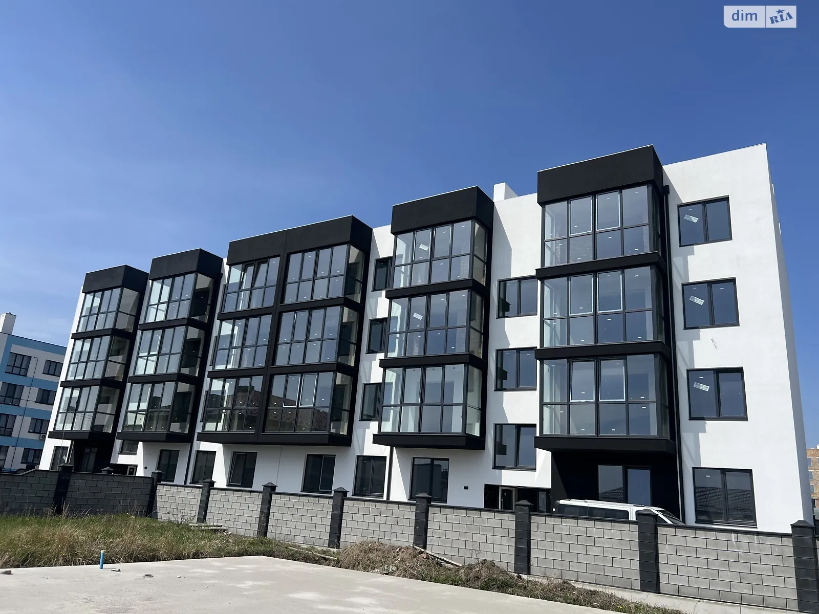 Продается 1-комнатная квартира 37.4 кв. м в Ровно, мас. Веснянковый - фото 1
