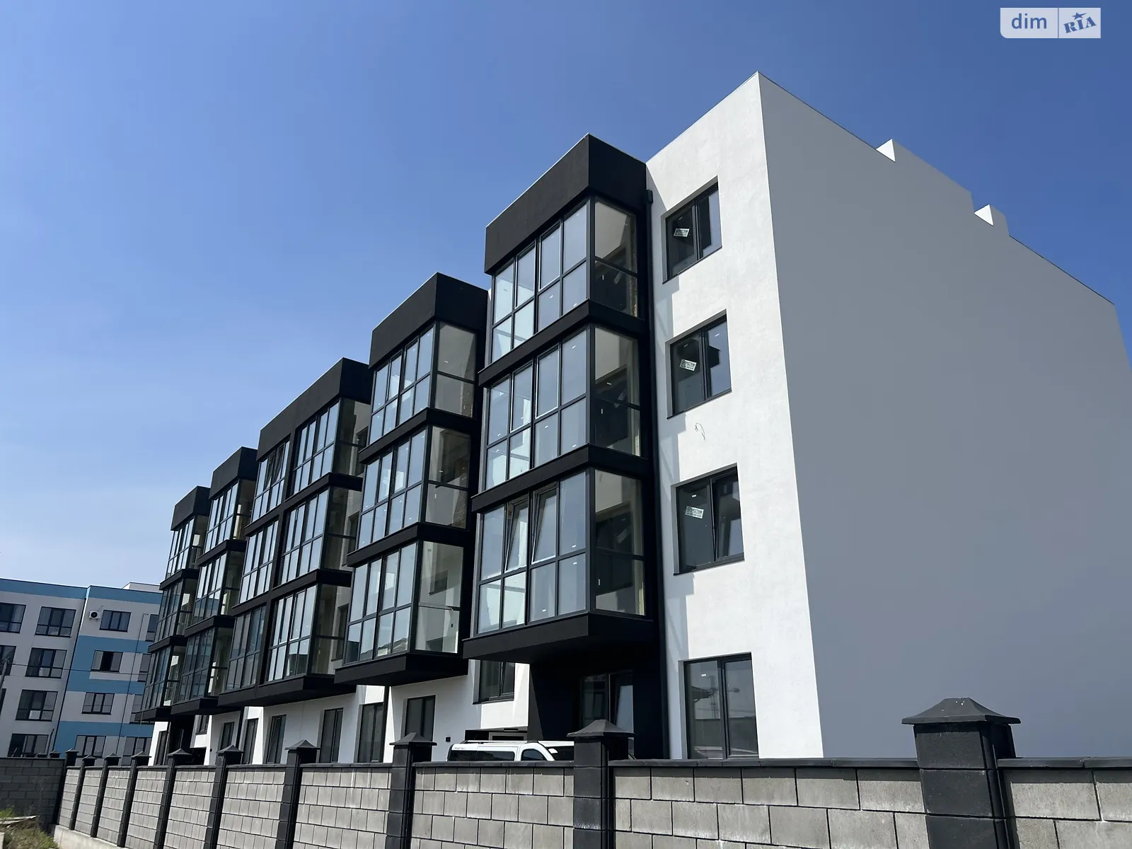 Продается 2-комнатная квартира 66 кв. м в Бармаках, мас. Весенний - фото 1