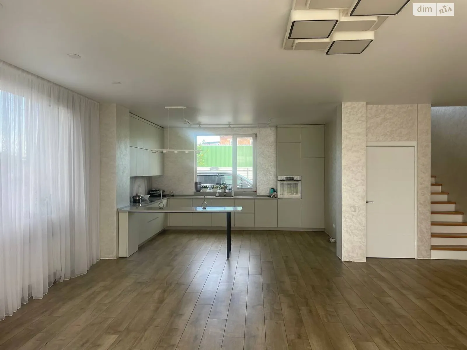 Продается дом на 2 этажа 164.3 кв. м с верандой, цена: 150000 $ - фото 1
