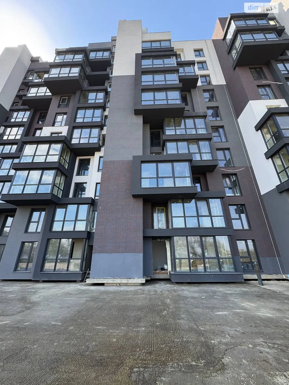 Продается 1-комнатная квартира 45 кв. м в Черновцах, ул. Науки, 14 - фото 1