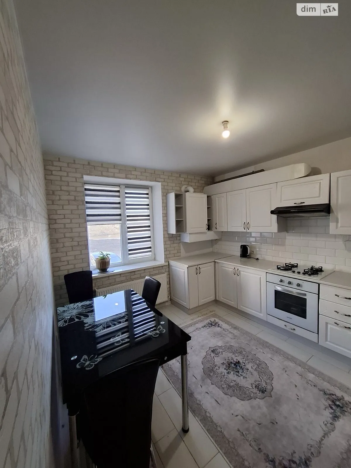 Продается 2-комнатная квартира 67.1 кв. м в Хмельницком, ул. Кармелюка - фото 1