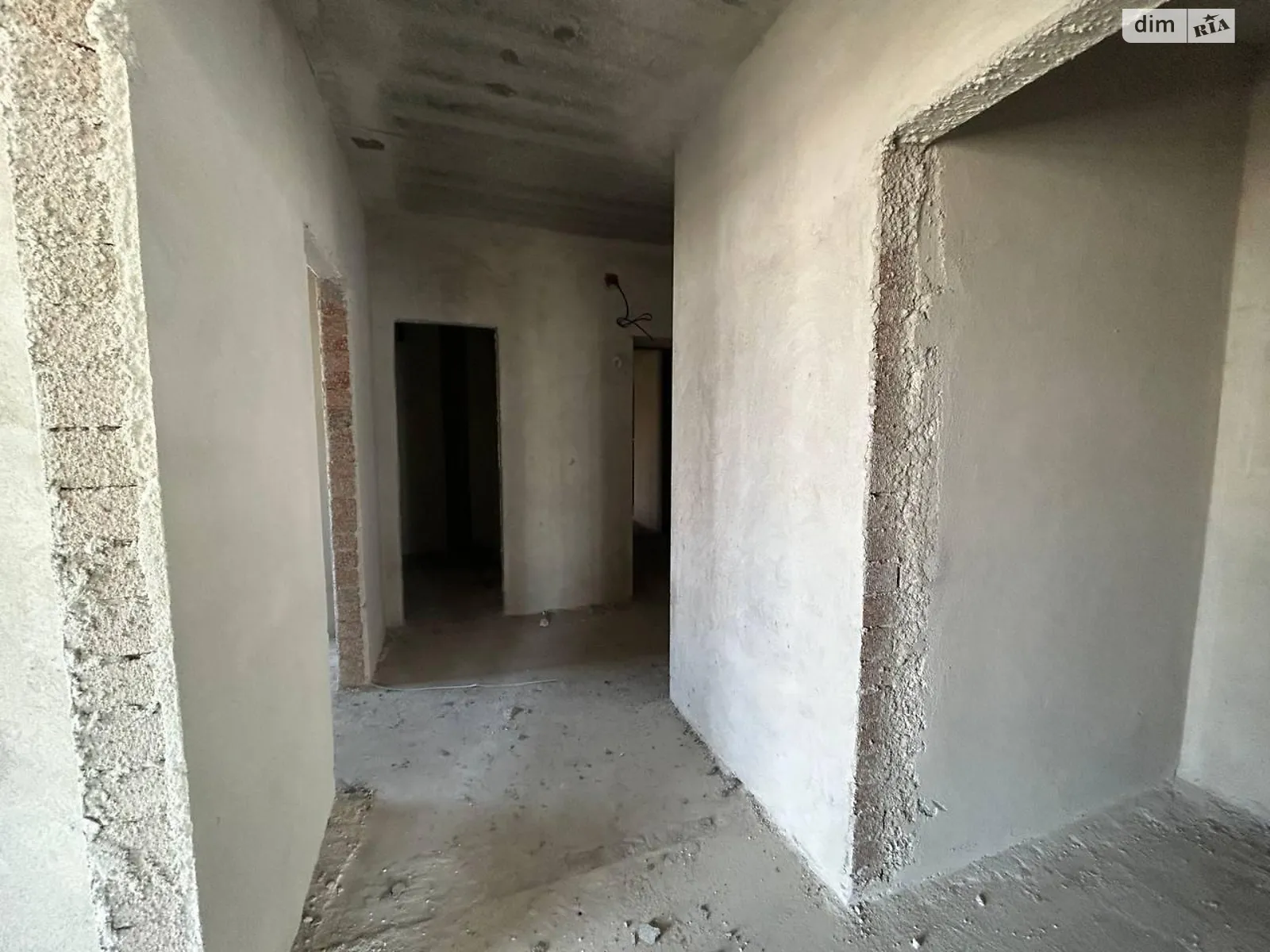 Продается 3-комнатная квартира 79 кв. м в Ивано-Франковске, ул. Довженко А. - фото 1