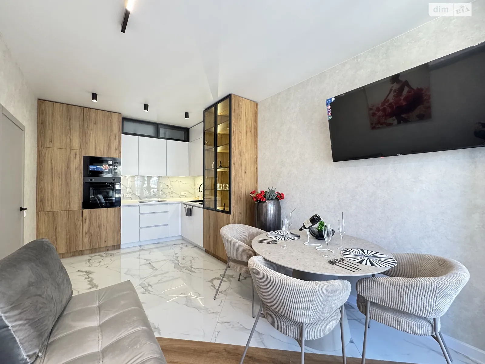 Продается 1-комнатная квартира 49 кв. м в Одессе, цена: 88000 $ - фото 1