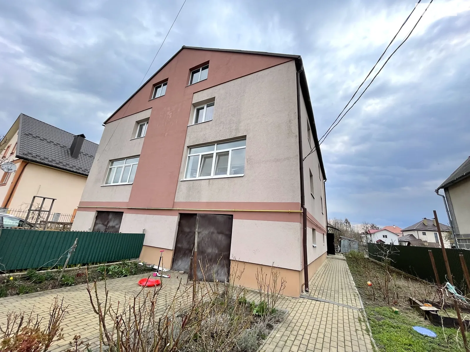 Продається частина будинку 237.9 кв. м з мансардою, цена: 135000 $ - фото 1