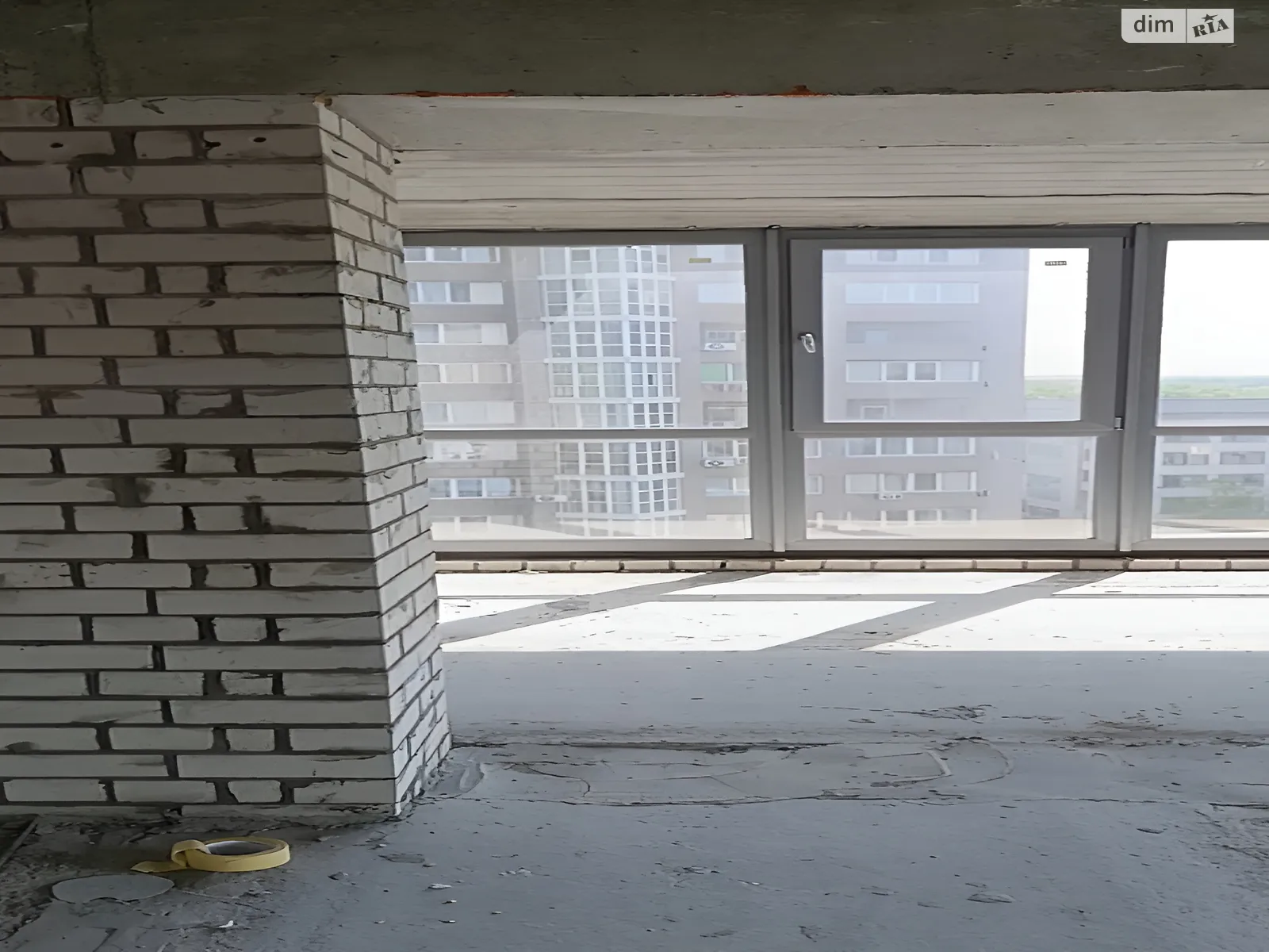 Продается 3-комнатная квартира 77 кв. м в Днепре, ул. Мандрыковская, 51Л - фото 1