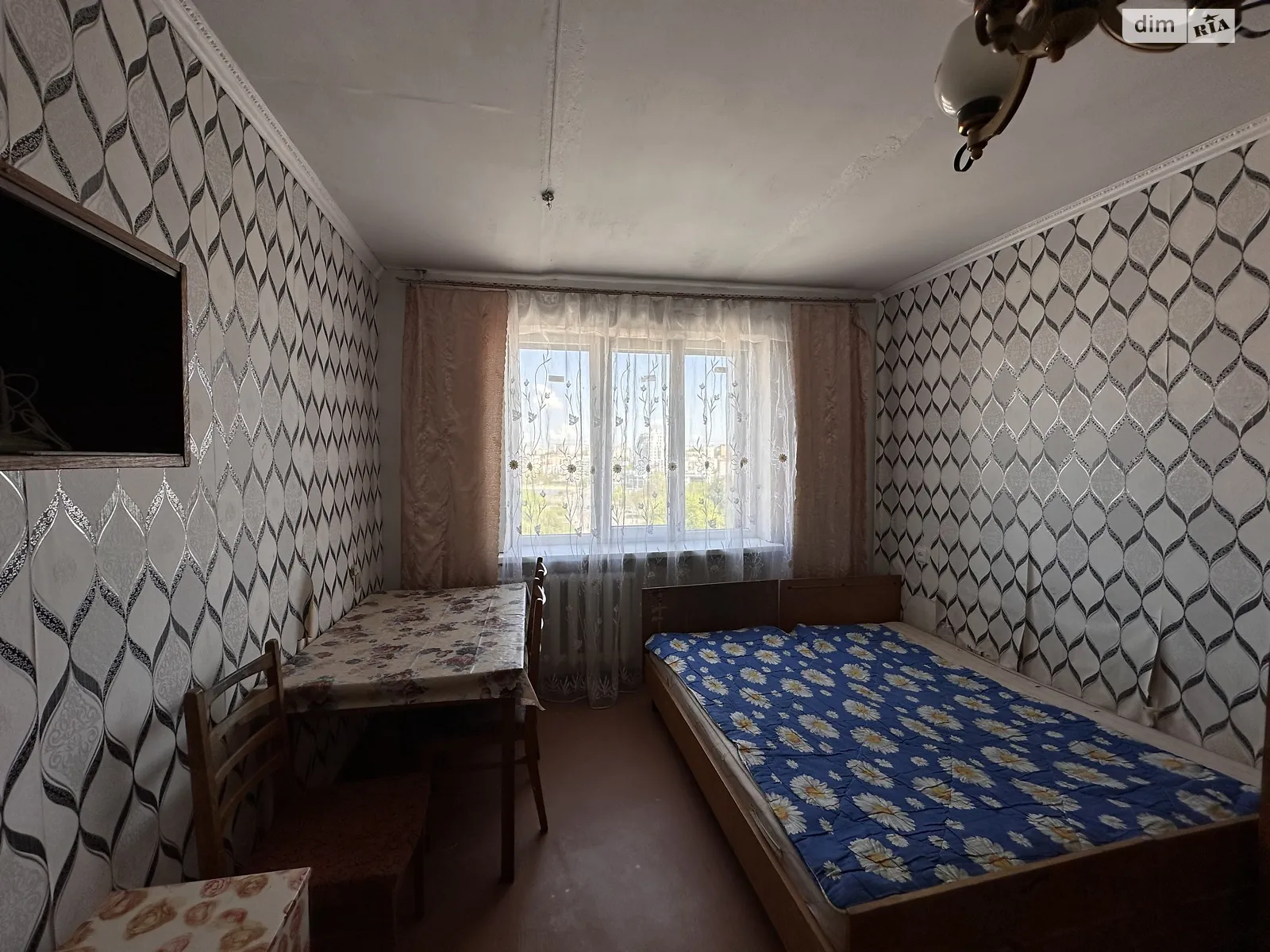 Здається в оренду кімната 16 кв. м у Хмельницькому, цена: 2600 грн - фото 1