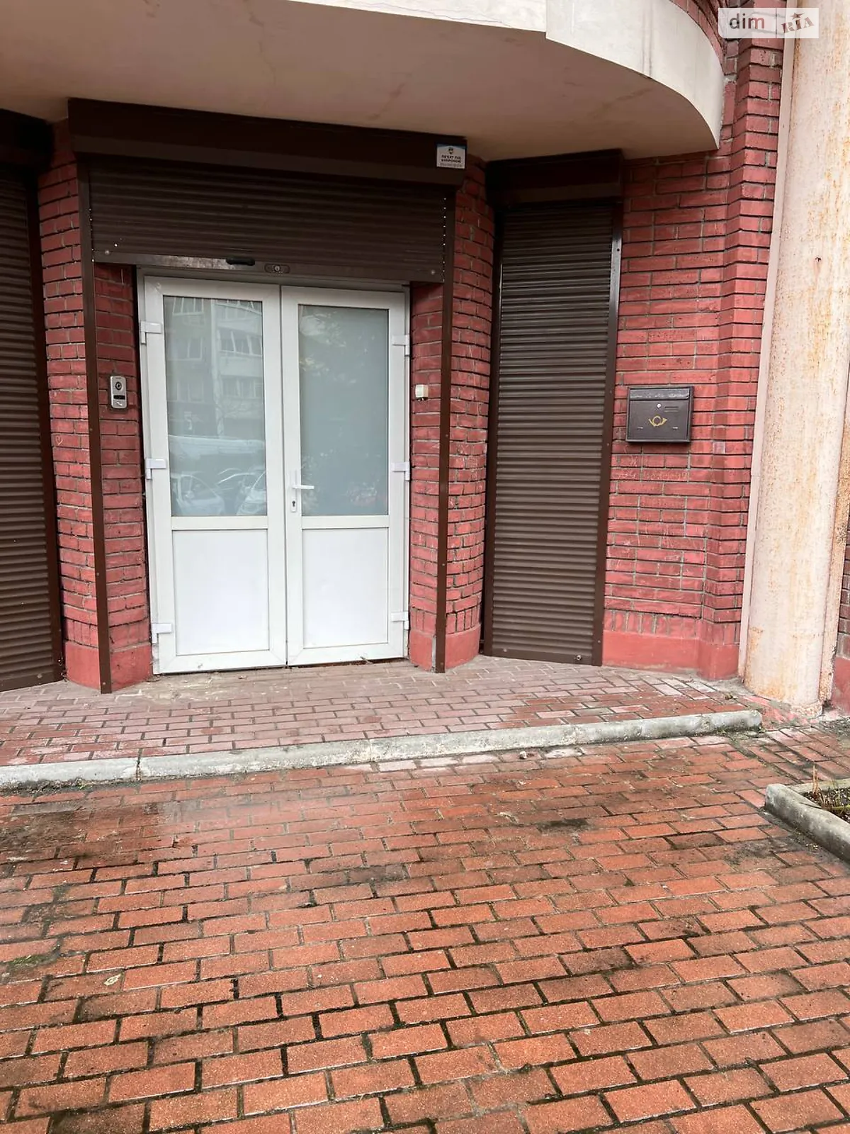 Продається приміщення вільного призначення 155 кв. м в 22-поверховій будівлі, цена: 175000 $ - фото 1