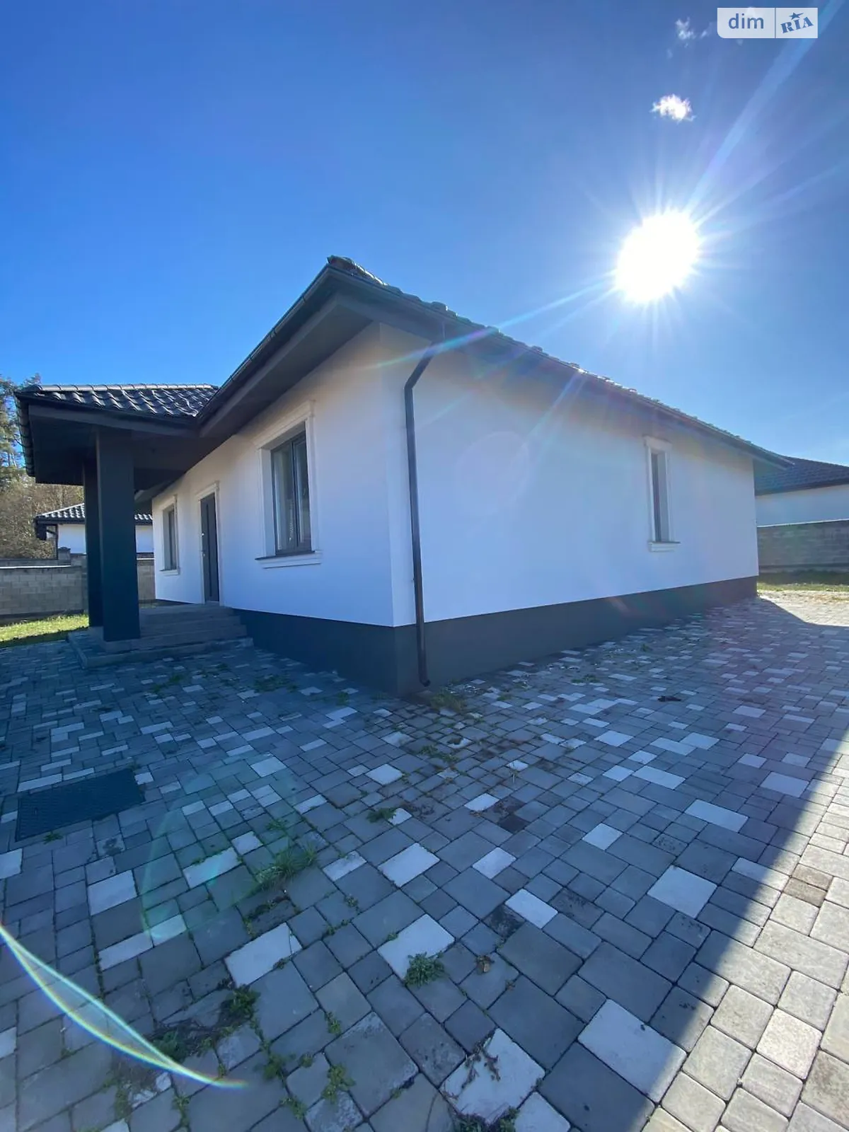 Продается одноэтажный дом 113 кв. м с участком, цена: 120000 $ - фото 1