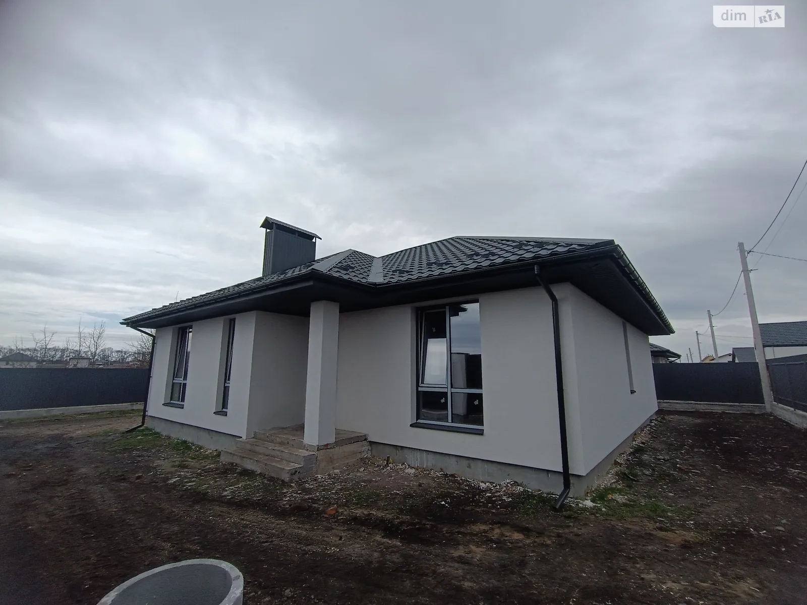 Продається одноповерховий будинок 95 кв. м з каміном, цена: 79500 $ - фото 1