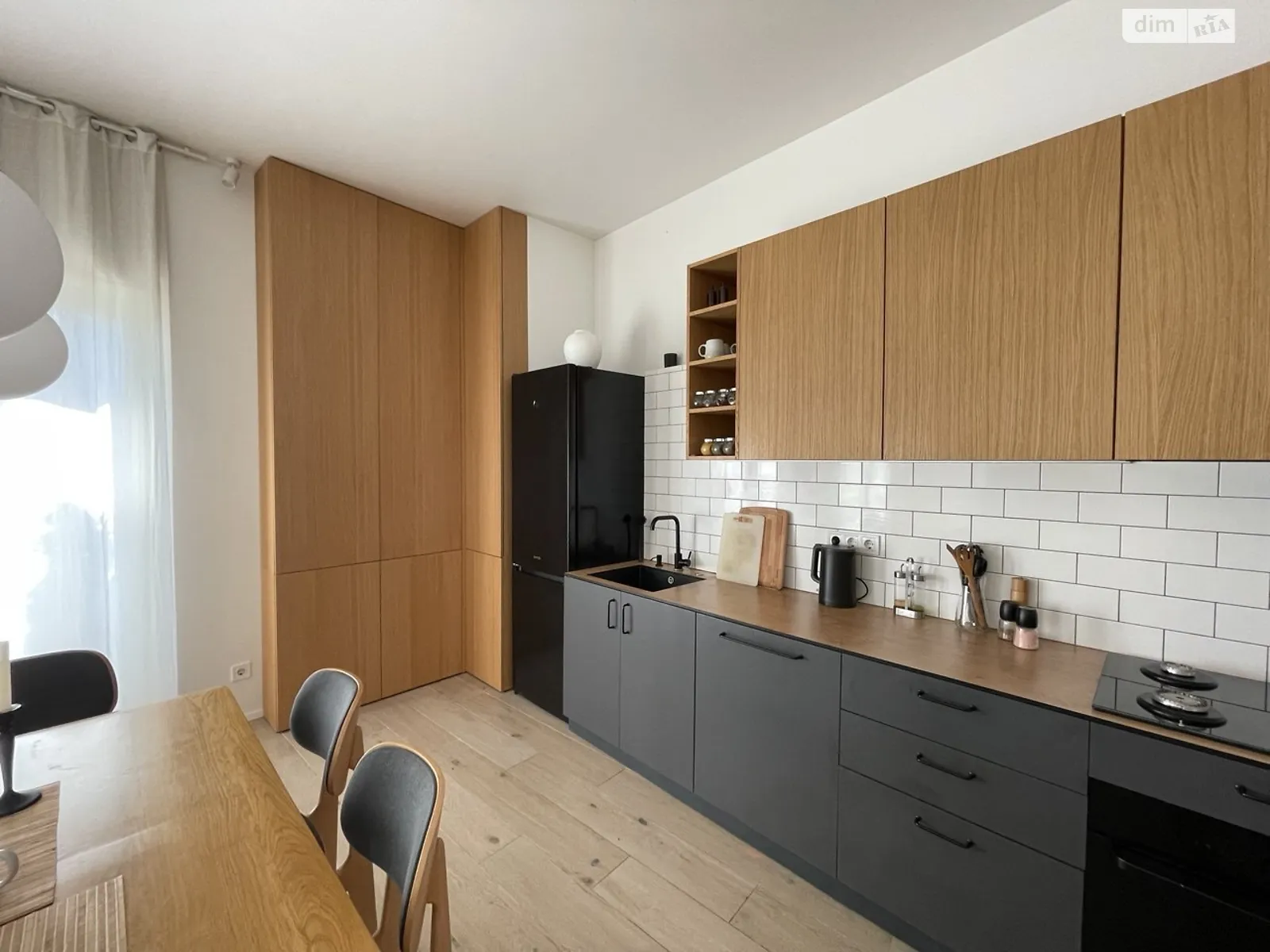 Продается 2-комнатная квартира 71 кв. м в Ужгороде, ул. Дайбожская - фото 1
