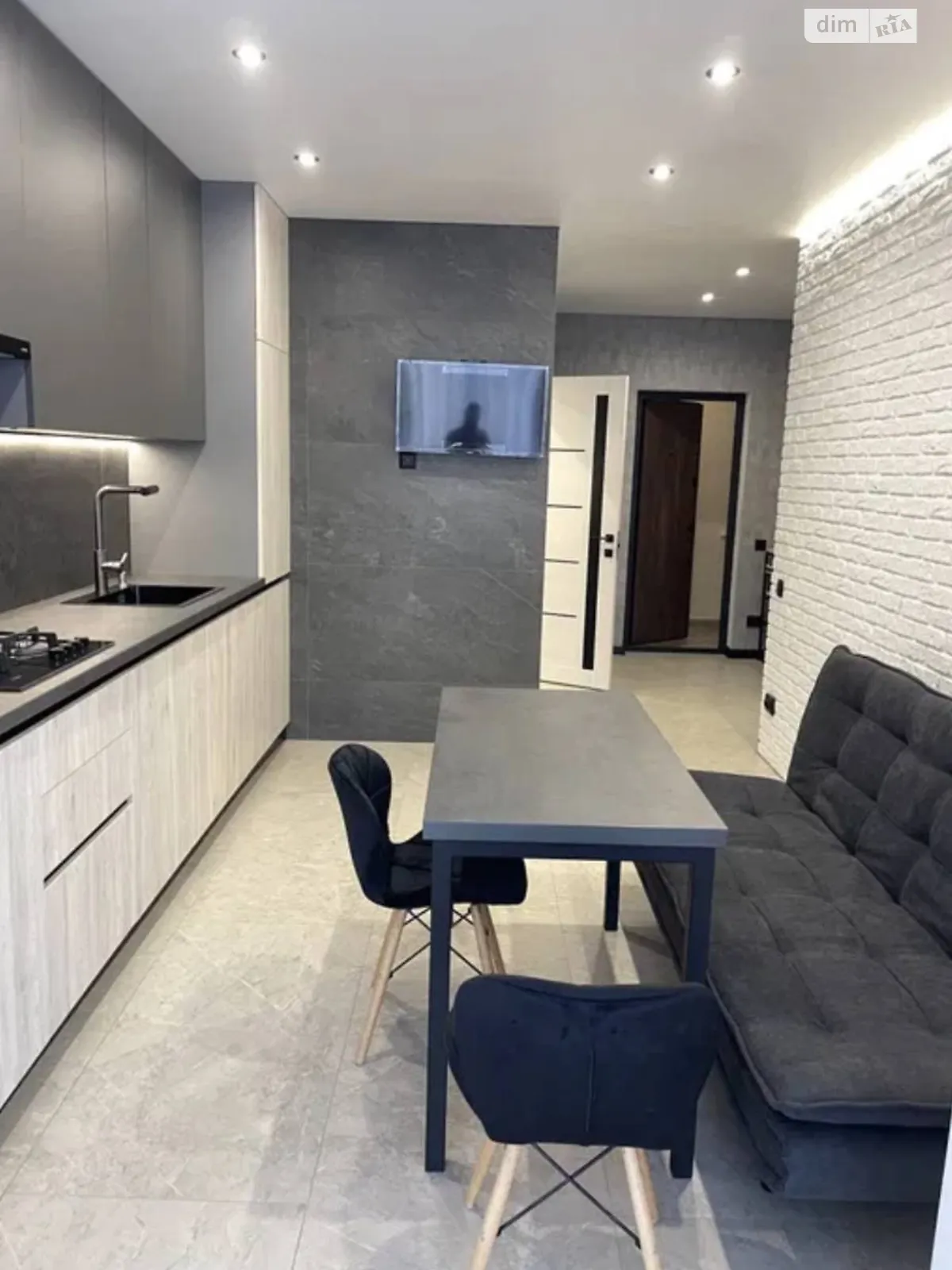 Продается 1-комнатная квартира 46 кв. м в, цена: 65900 $ - фото 1