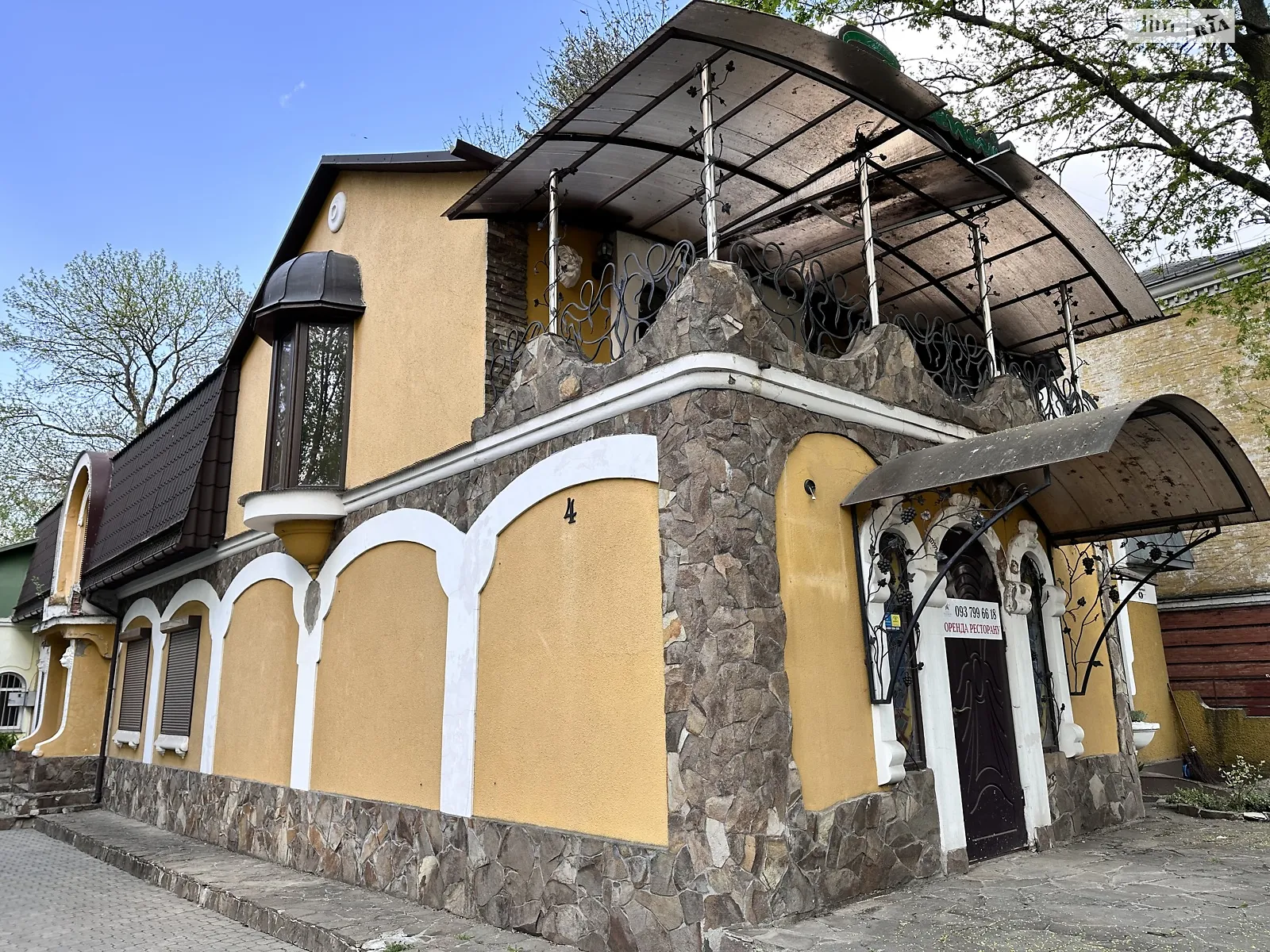 Здається в оренду об'єкт сфери послуг 200 кв. м в 2-поверховій будівлі, цена: 2000 $ - фото 1