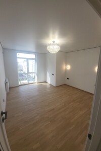 Продаж квартири, Чернівці, р‑н. Першотравневий, Руська вулиця, буд. 243