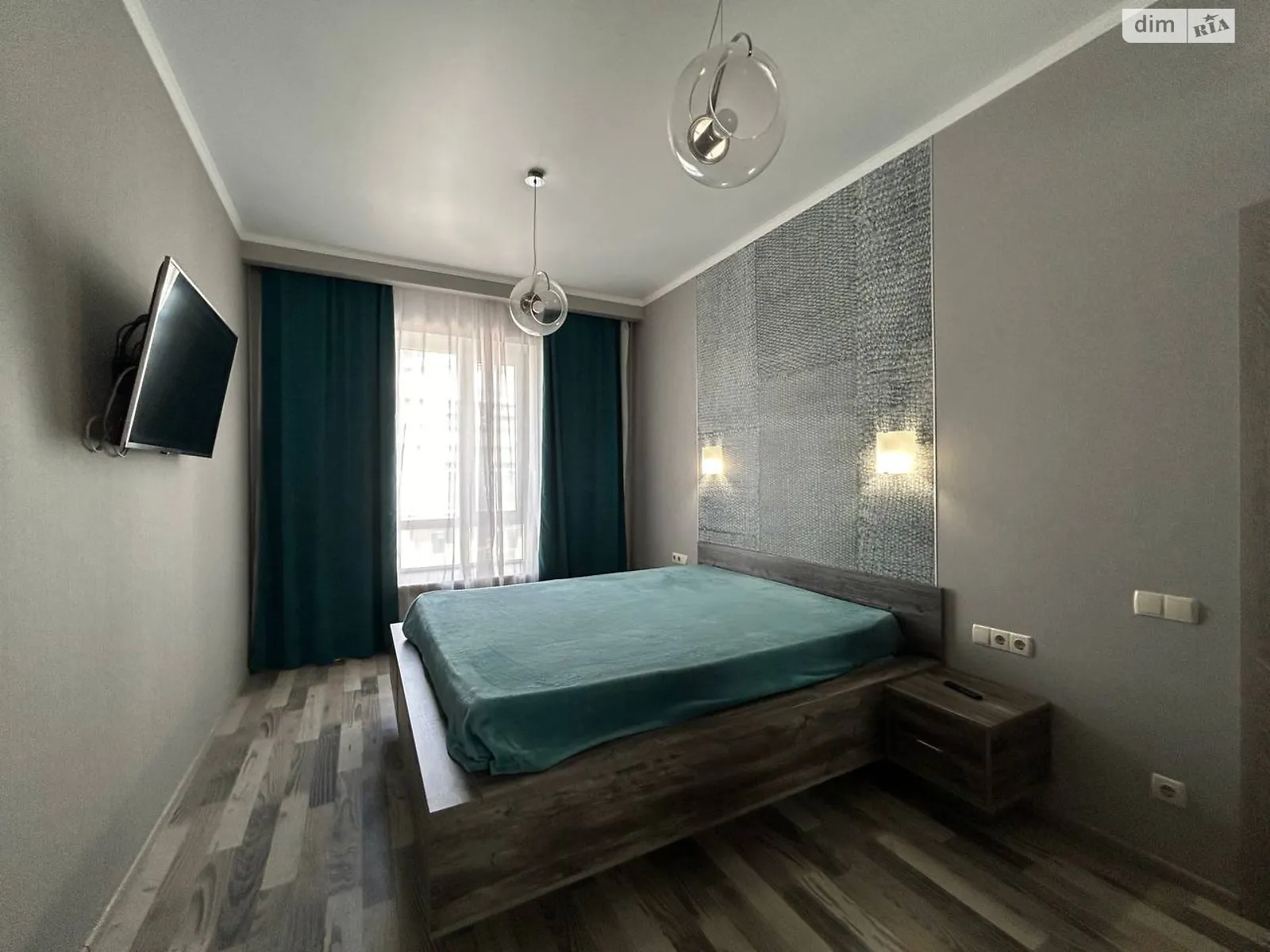 Продается 1-комнатная квартира 42 кв. м в Одессе, Фонтанская дор., 58/3 - фото 1