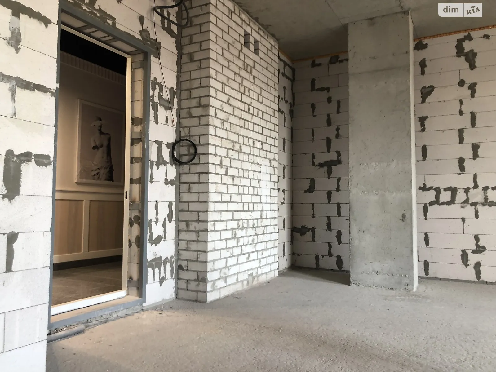 Продається 1-кімнатна квартира 53.9 кв. м у Дніпрі, вул. Ламана, 18 - фото 1