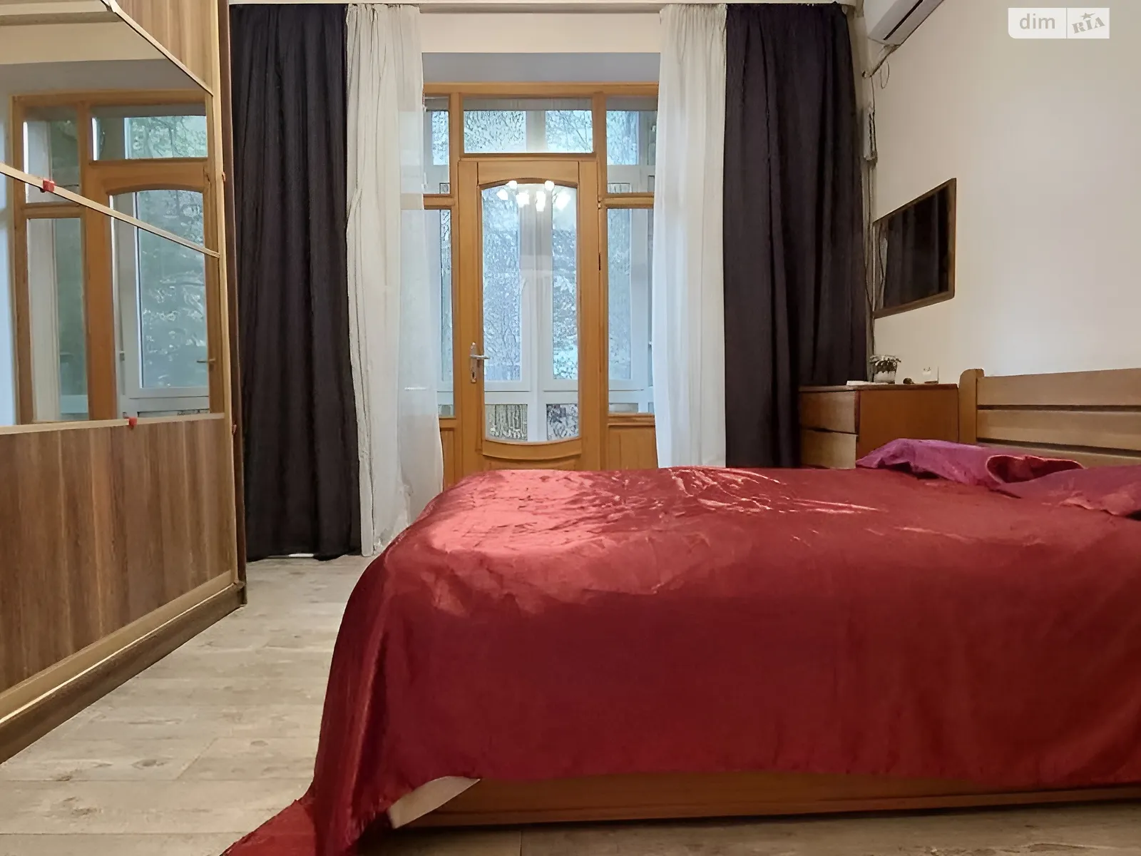 Сдается в аренду 3-комнатная квартира 80 кв. м в Днепре, ул. Словацкого, 1А - фото 1