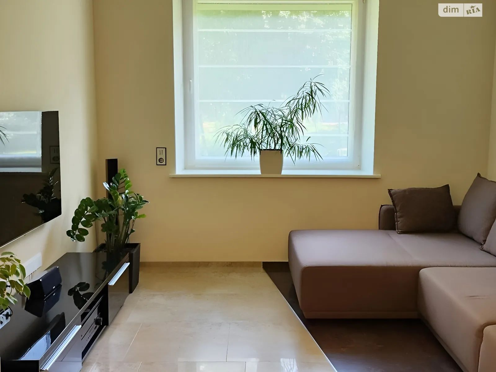 Продается 2-комнатная квартира 56 кв. м в Полтаве, ул. Гребинки, 24 - фото 1