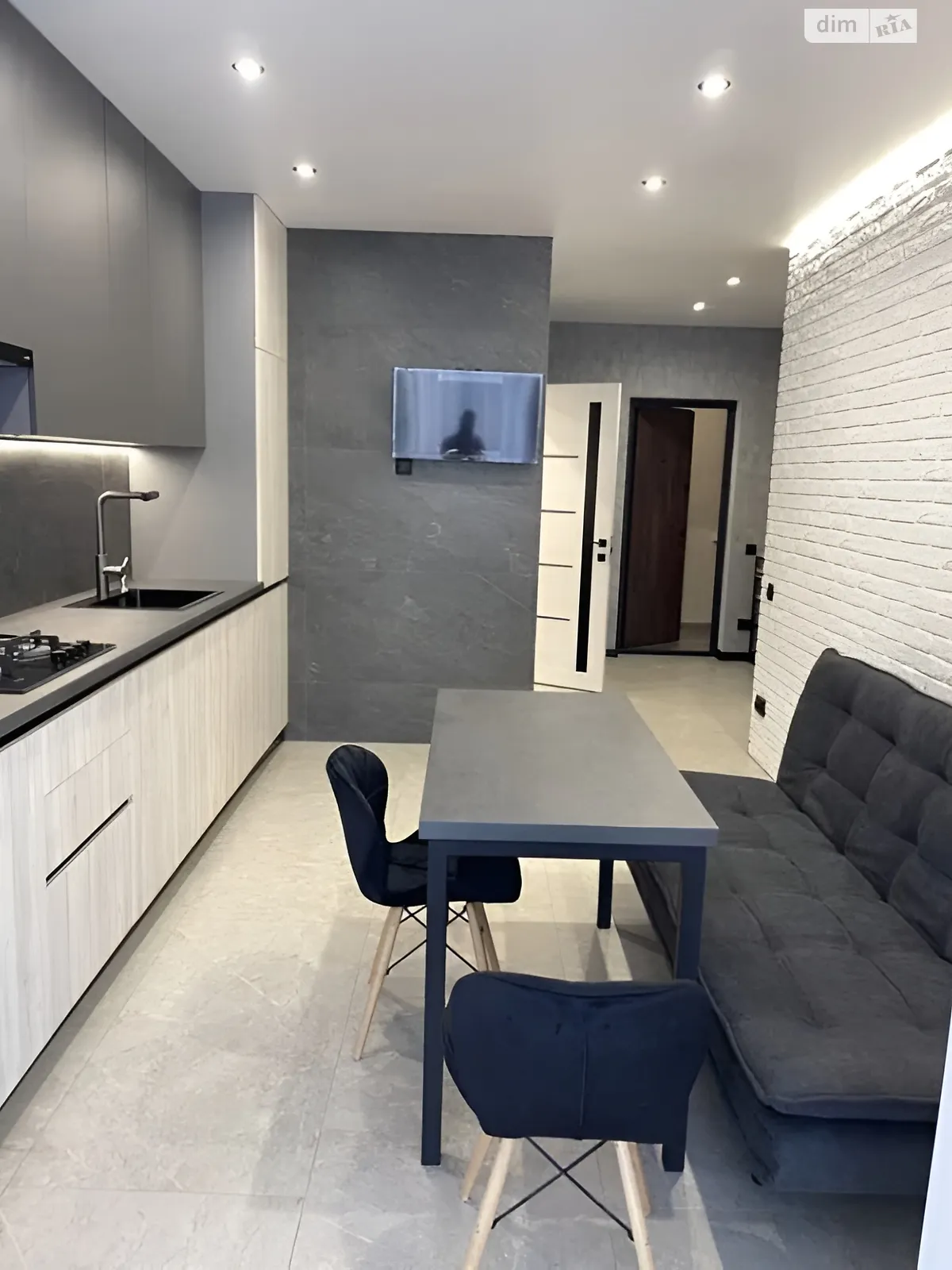 Продается 1-комнатная квартира 46 кв. м в, цена: 65900 $ - фото 1