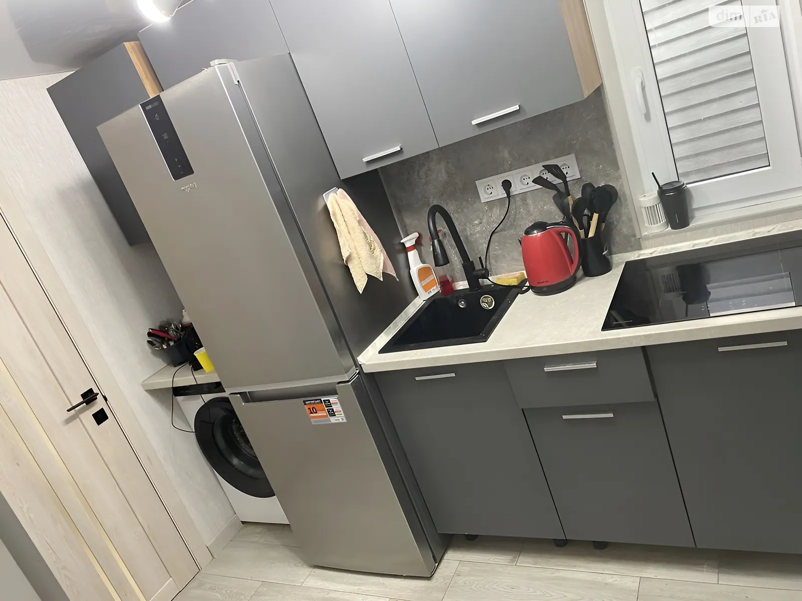 Продается дом на 2 этажа 69 кв. м с камином, цена: 68000 $ - фото 1