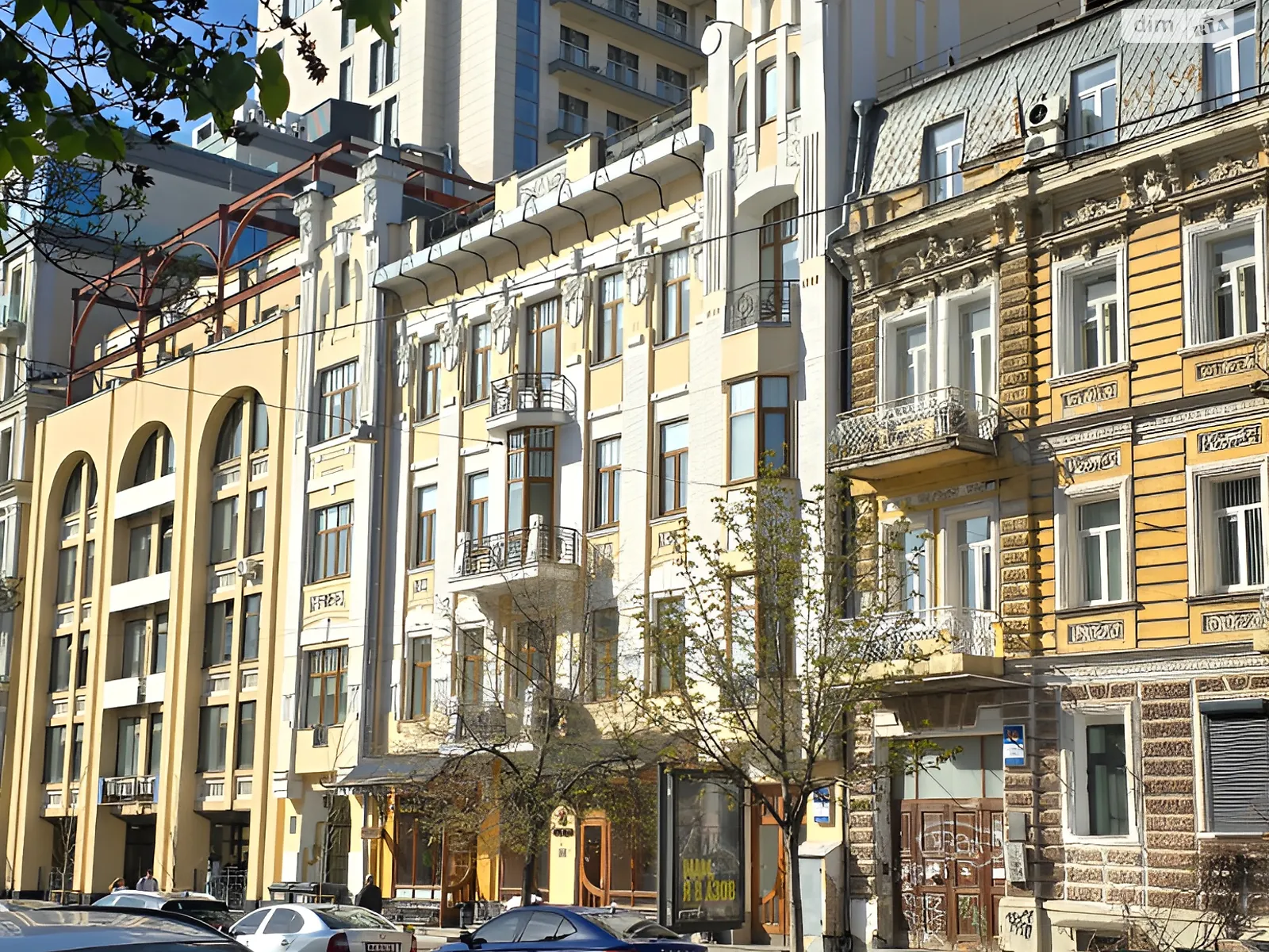 Сдается в аренду офис 308 кв. м в бизнес-центре, цена: 8800 $ - фото 1