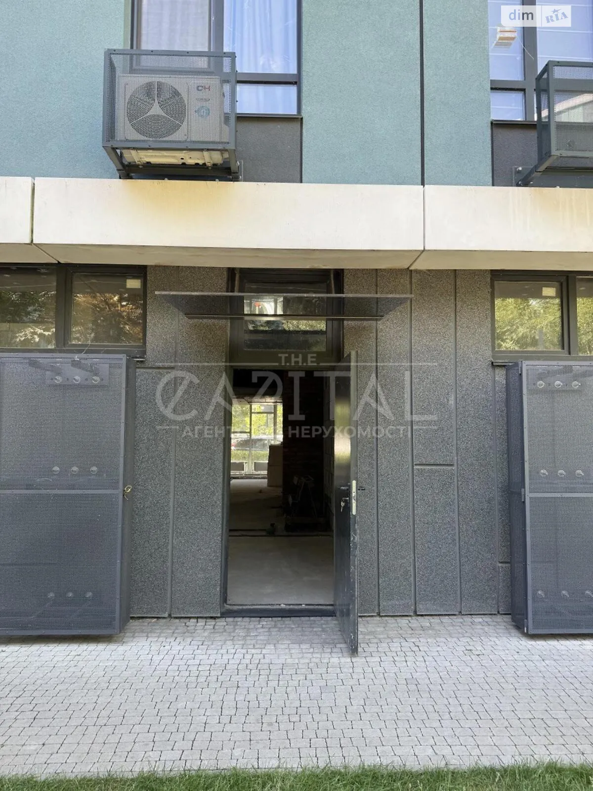 Продается объект сферы услуг 144.8 кв. м в 1-этажном здании, цена: 525000 $ - фото 1