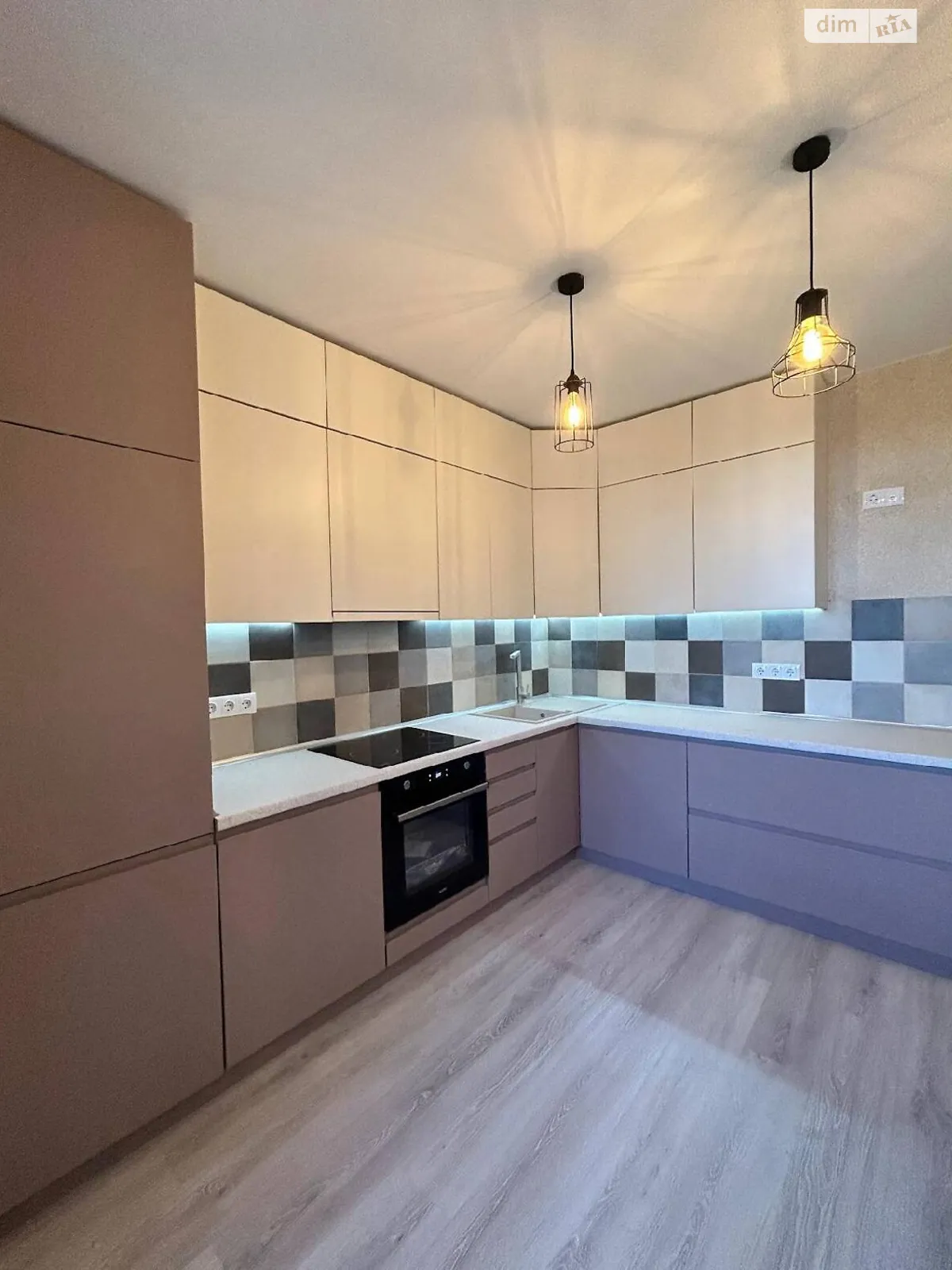 Продается 2-комнатная квартира 60.9 кв. м в Ирпене, цена: 90000 $ - фото 1