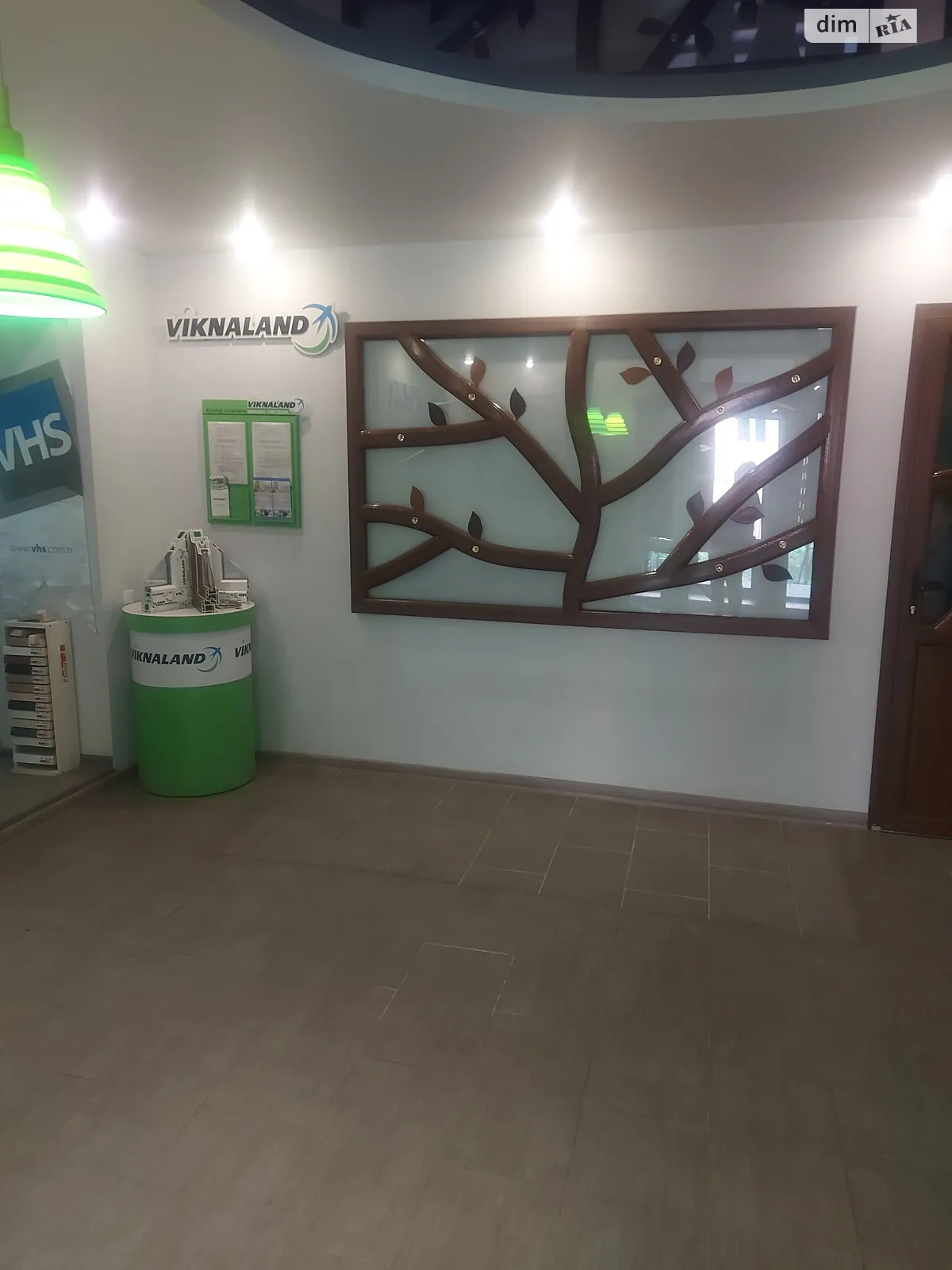 Продається офіс 62 кв. м в бізнес-центрі, цена: 60000 $ - фото 1