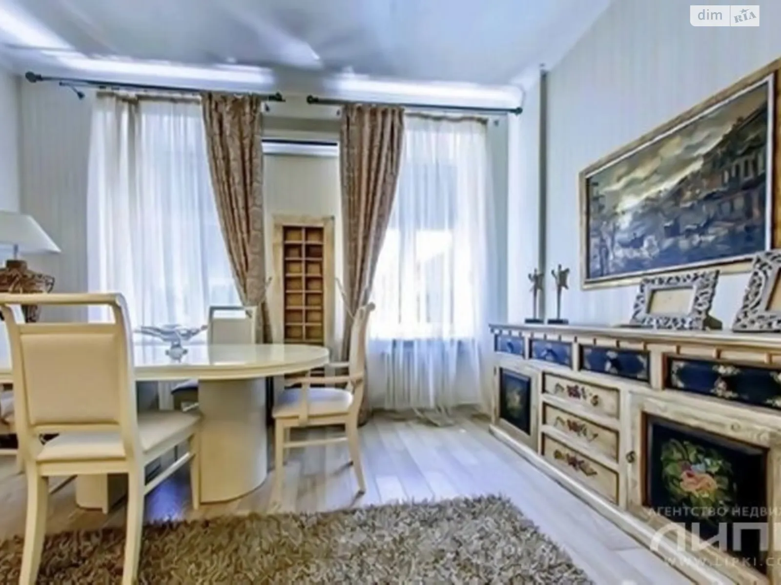 Продается 2-комнатная квартира 75.5 кв. м в Киеве, ул. Институтская, 24/7 - фото 1