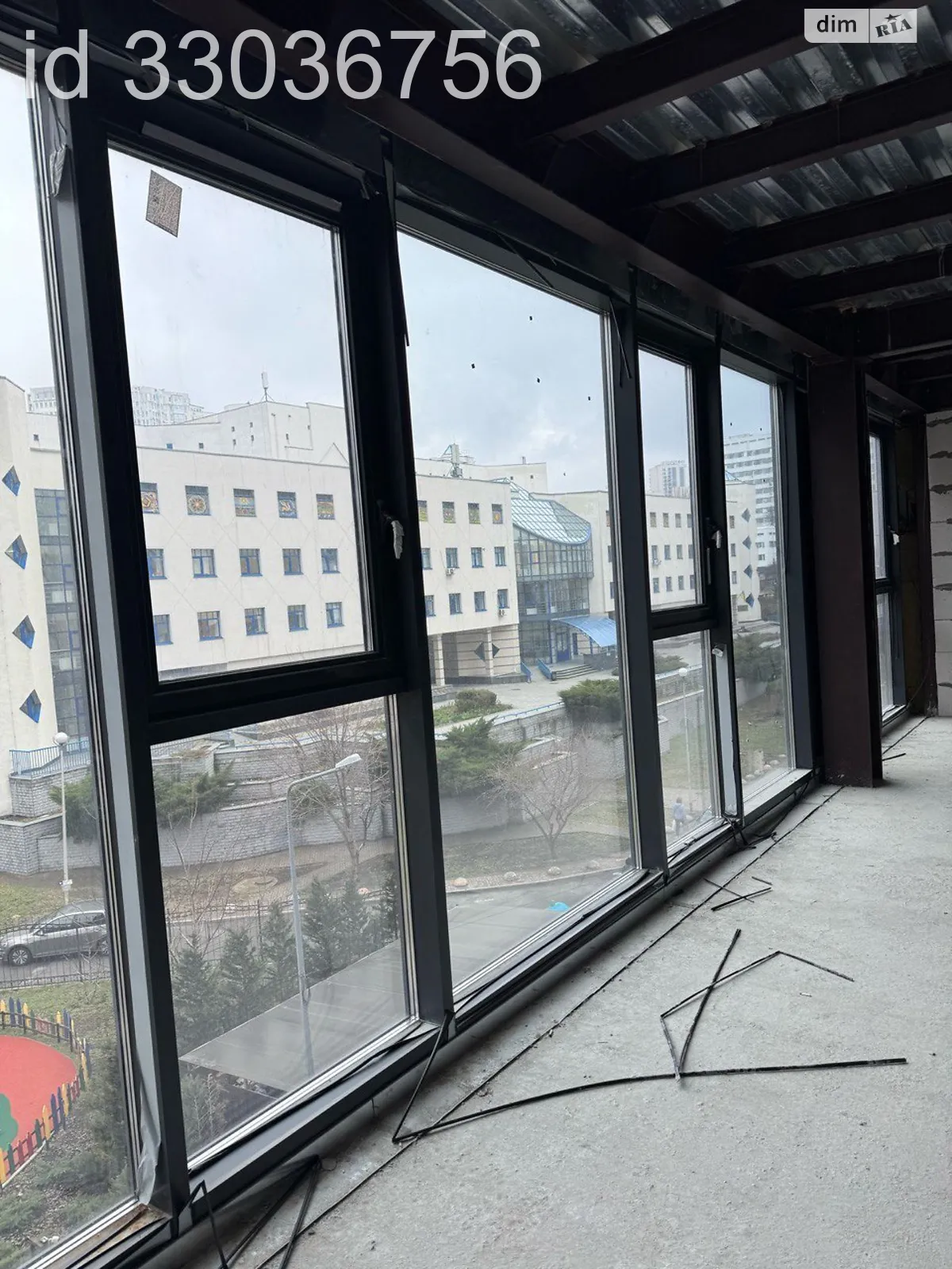 Сдается в аренду офис 332 кв. м в бизнес-центре, цена: 8300 $ - фото 1