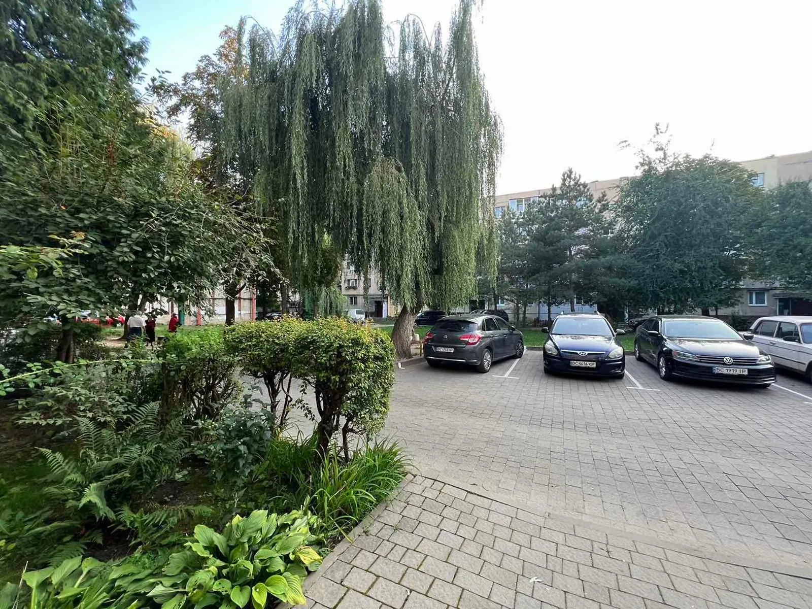 Продается 2-комнатная квартира 43.4 кв. м в Львове, ул. Любинская, 97А - фото 1