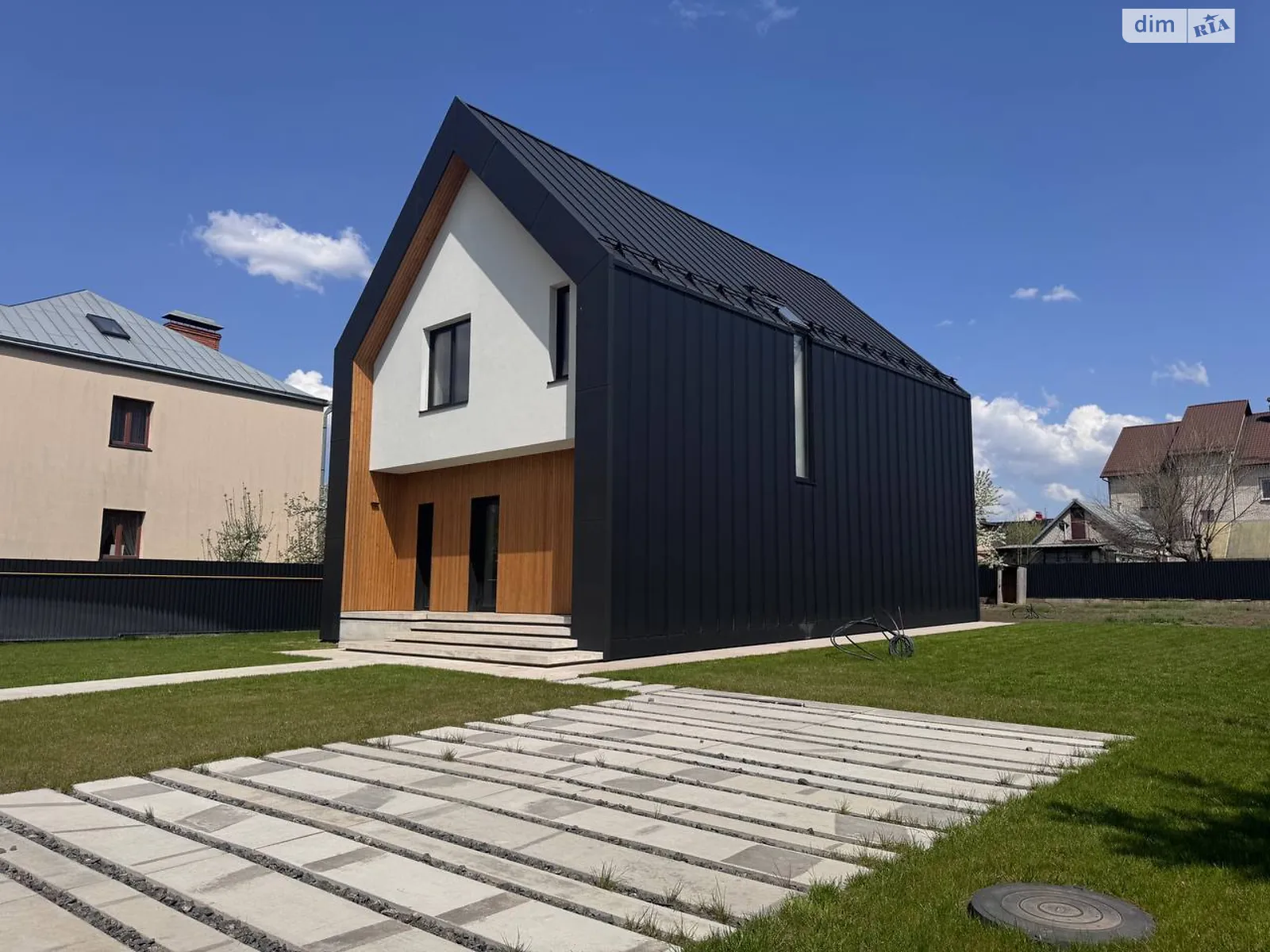 Продається будинок 2 поверховий 140 кв. м з подвалом, цена: 270000 $ - фото 1