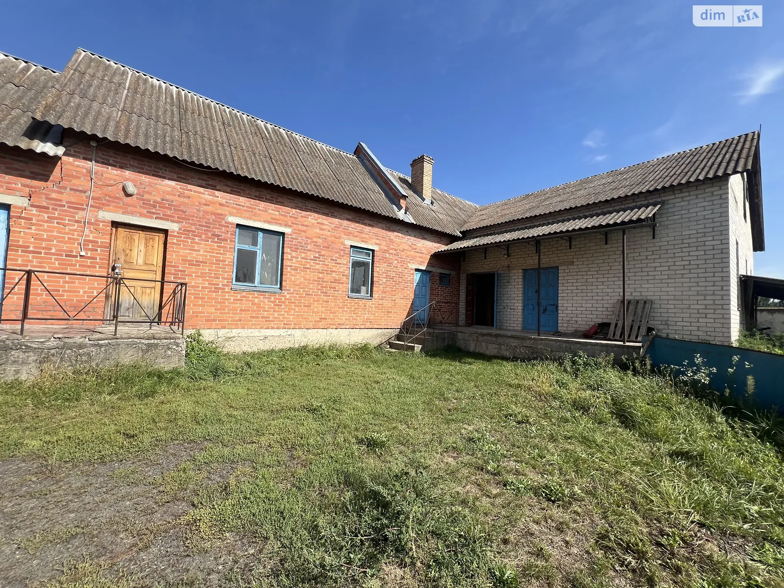Продается объект сферы услуг 548.2 кв. м в 2-этажном здании, цена: 65000 $ - фото 1