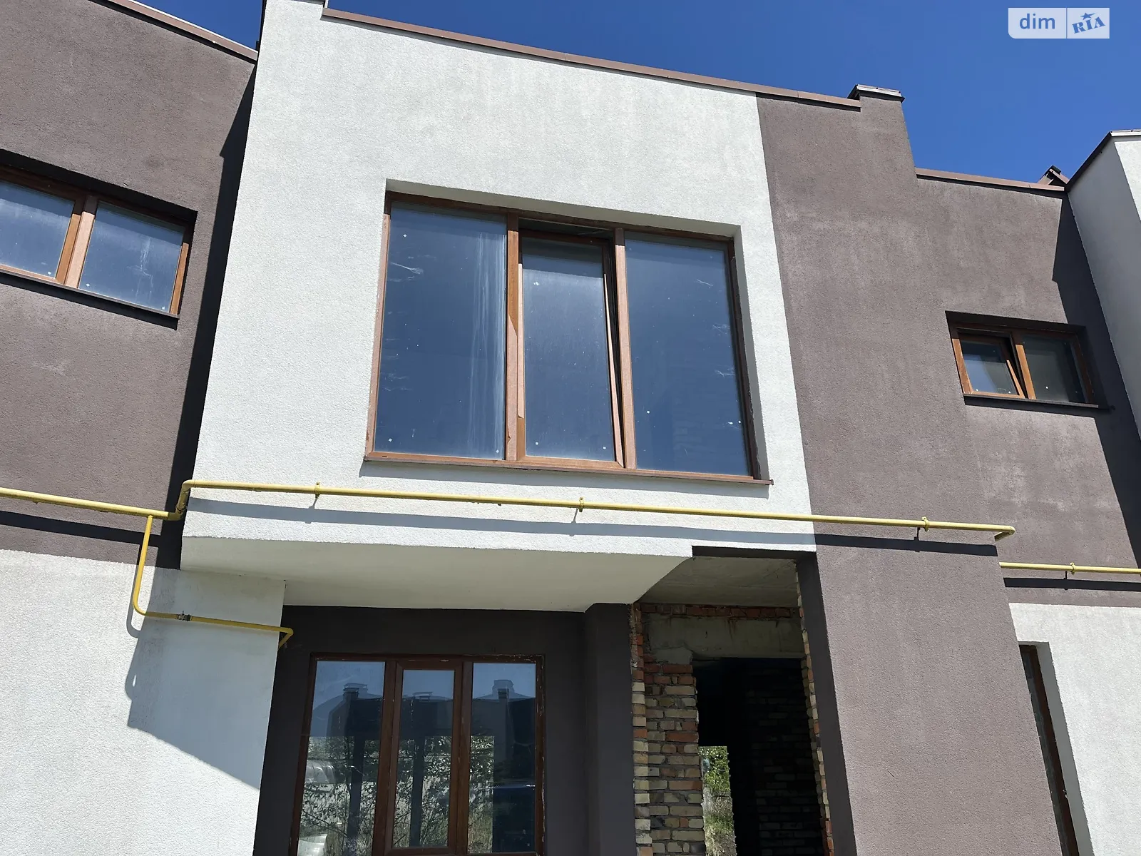 Продается дом на 2 этажа 114.4 кв. м с участком, цена: 67000 $ - фото 1