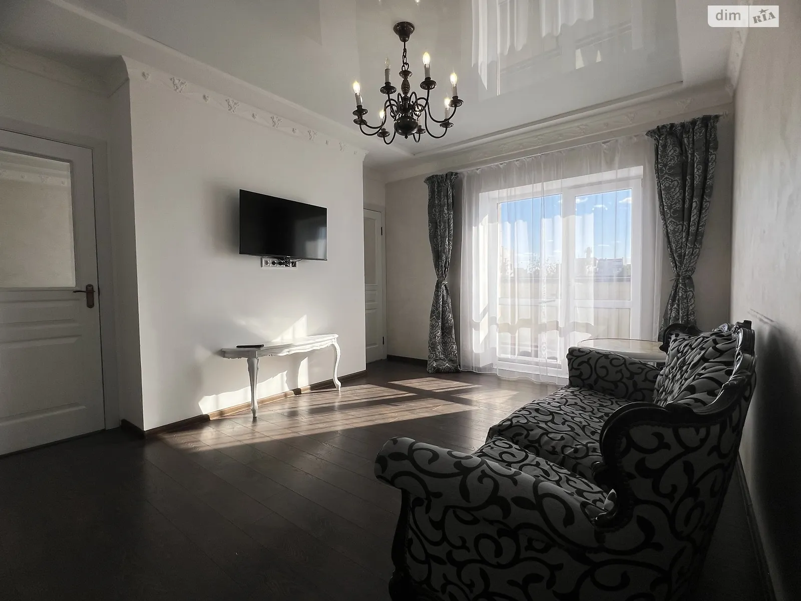 Сдается в аренду 2-комнатная квартира 49 кв. м в Ровно, ул. Дубенская - фото 1