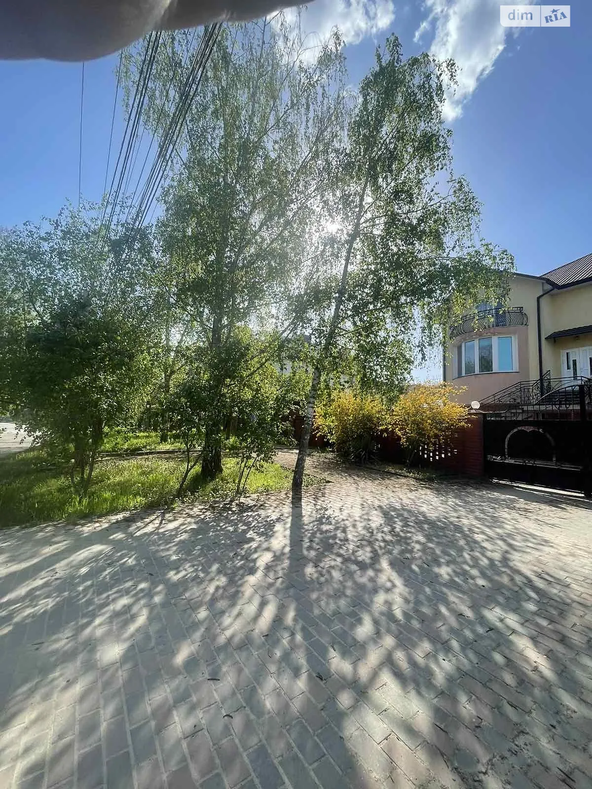 Продается дом на 3 этажа 292 кв. м с мансардой, цена: 210000 $ - фото 1