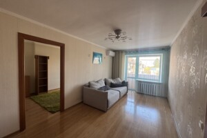 Продаж квартири, Рівне, Миру проспект, буд. 18