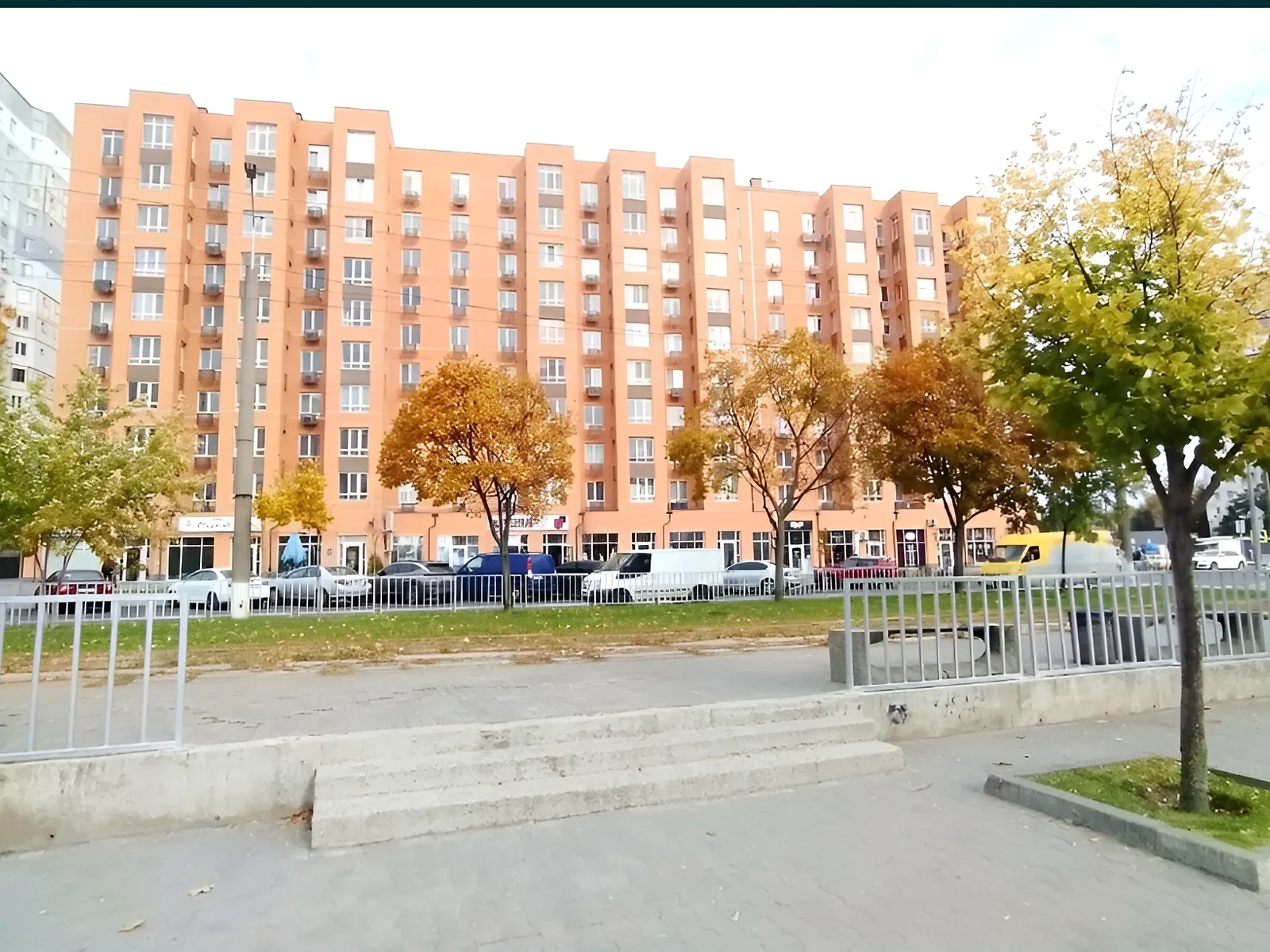 Продается 3-комнатная квартира 71.7 кв. м в Днепре, просп. Мира, 2К - фото 1