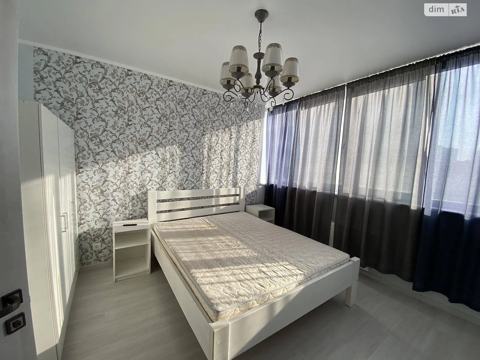Продається 2-кімнатна квартира 44 кв. м у Одесі, вул. Академіка Сахарова - фото 1