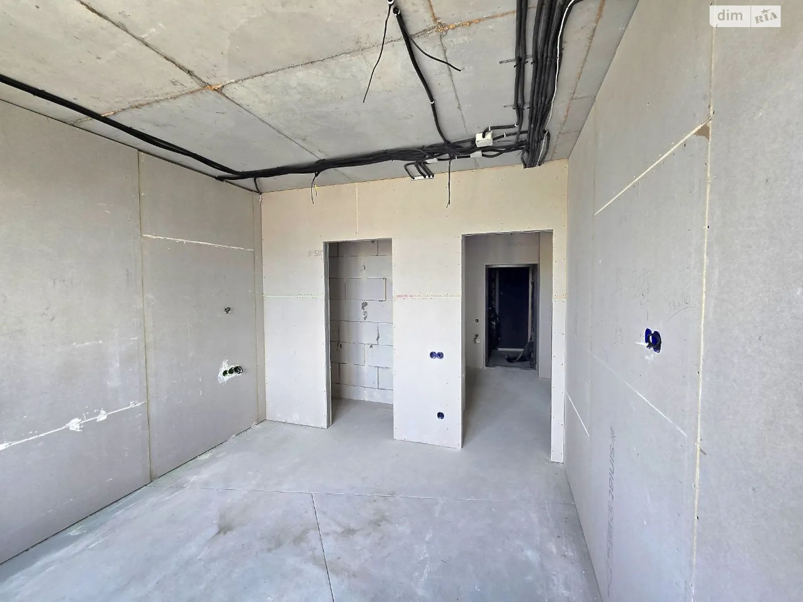 Продается 1-комнатная квартира 43 кв. м в, цена: 45500 € - фото 1