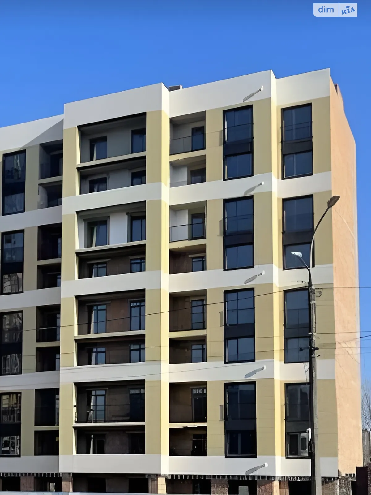 Продается 1-комнатная квартира 41 кв. м в Хмельницком, ул. Озерная, 17 - фото 1