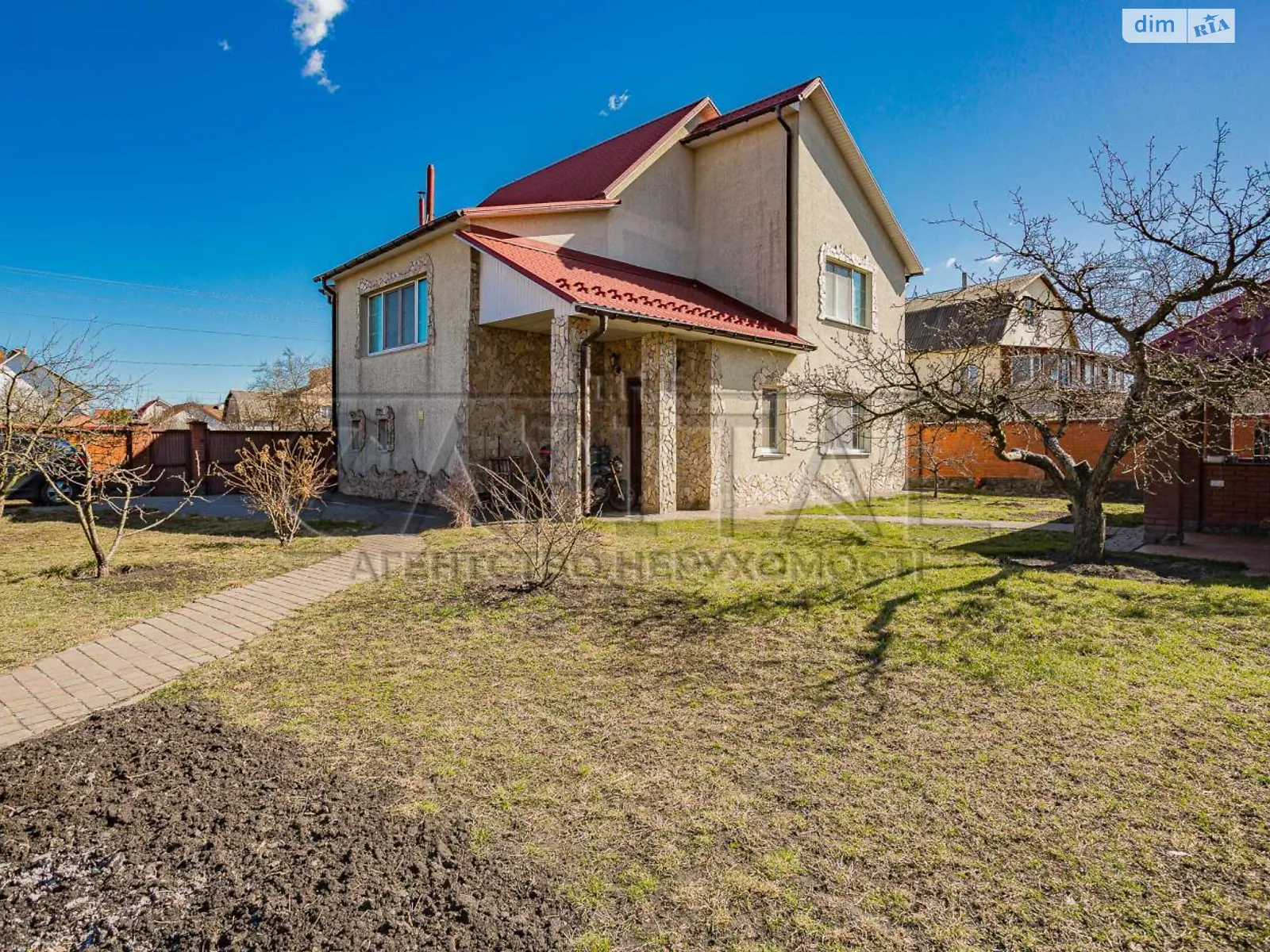 Продается дом на 2 этажа 168.3 кв. м с гаражом, цена: 158000 $ - фото 1