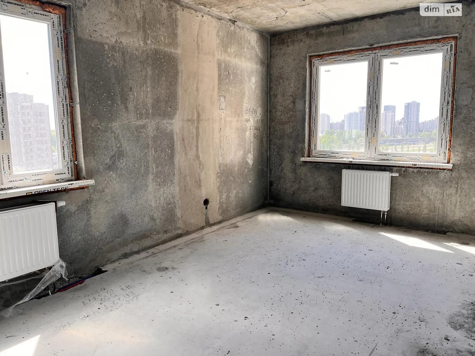 Продается 2-комнатная квартира 65 кв. м в Киеве, ул. Самойло Кошки(Маршала Конева) - фото 1