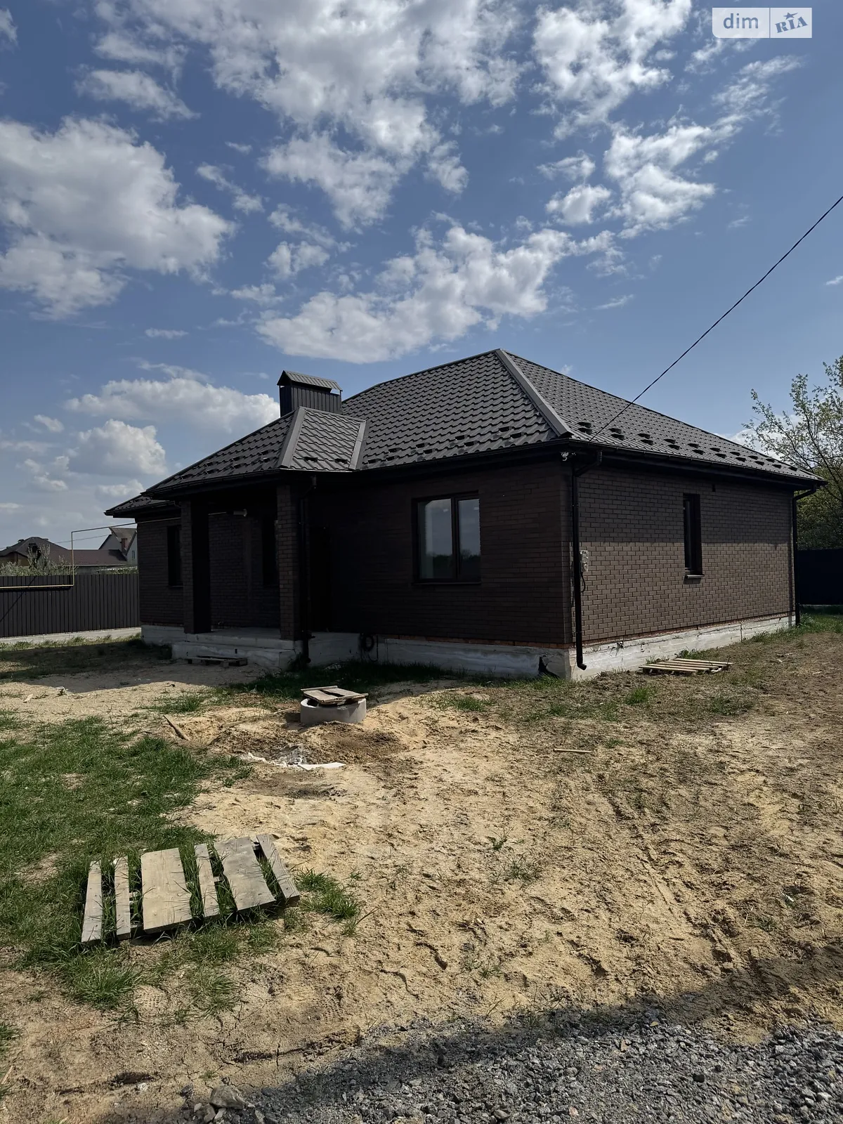 Продается одноэтажный дом 96 кв. м с гаражом, цена: 80000 $ - фото 1