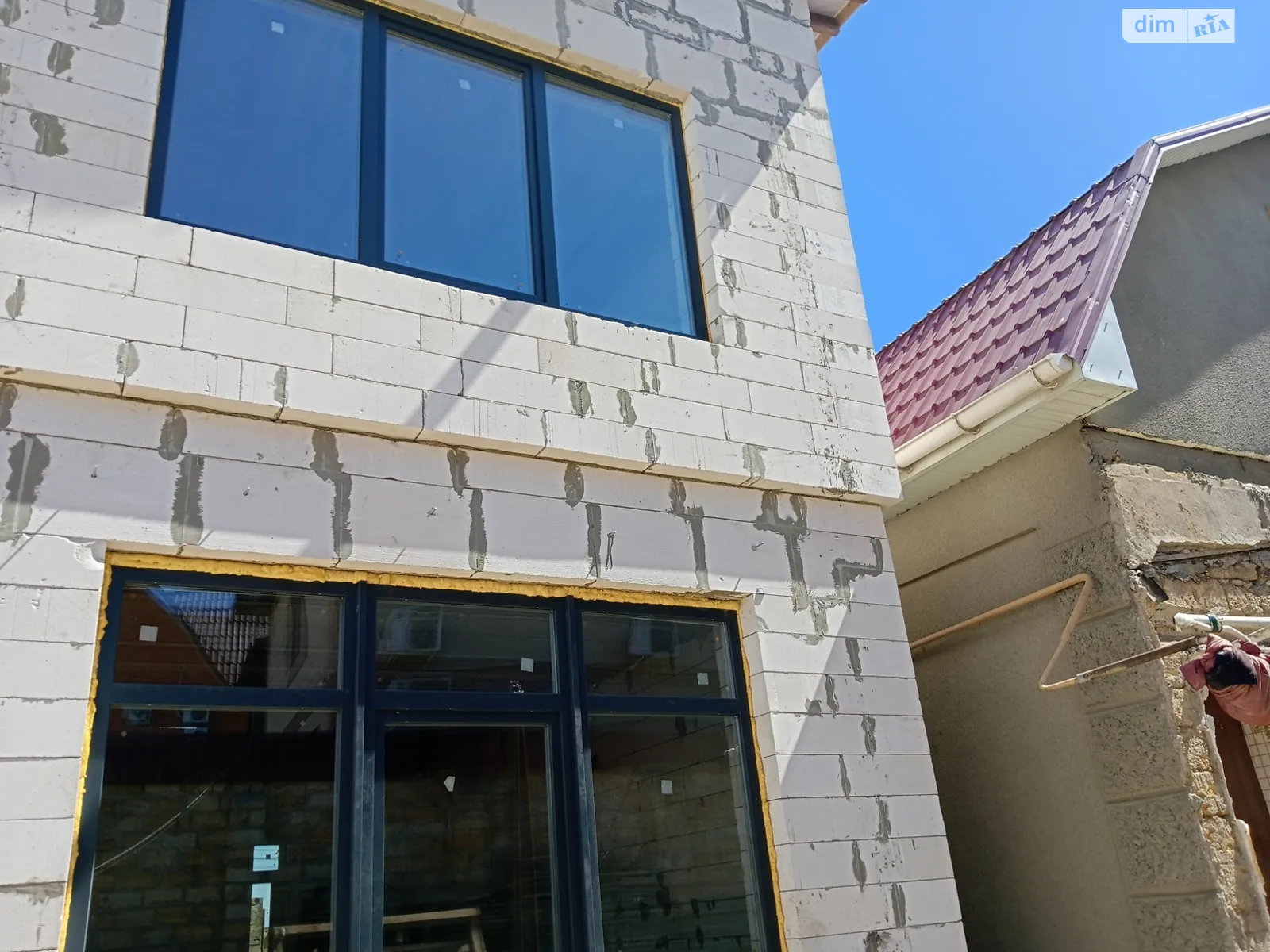 Продается дом на 2 этажа 105 кв. м с верандой, цена: 85000 $ - фото 1