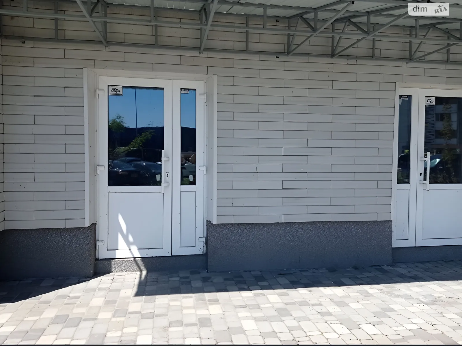 Продается помещения свободного назначения 97 кв. м в 25-этажном здании, цена: 125000 $ - фото 1